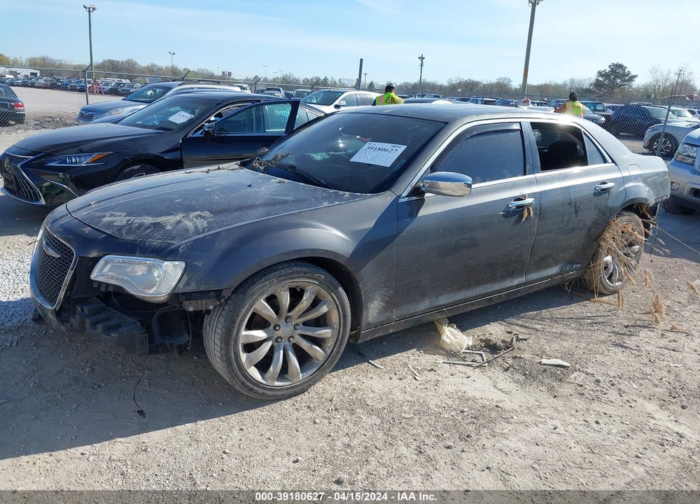 2019 CHRYSLER 300 LIMITED VIN: 2C3CCAEG8KH555703