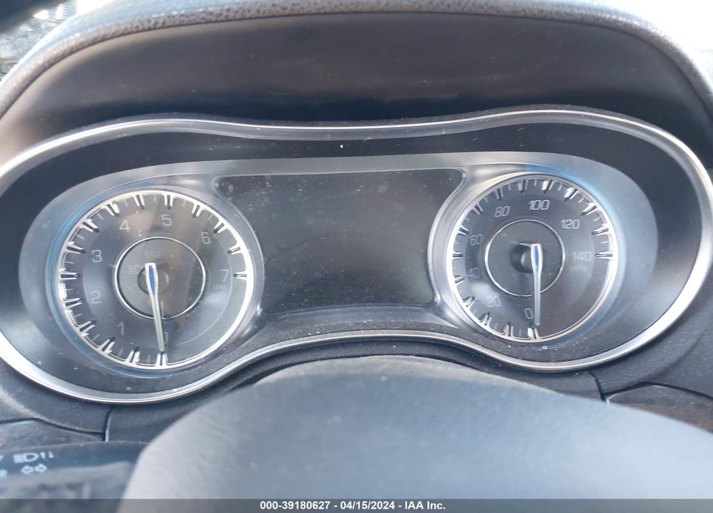 2019 CHRYSLER 300 LIMITED VIN: 2C3CCAEG8KH555703