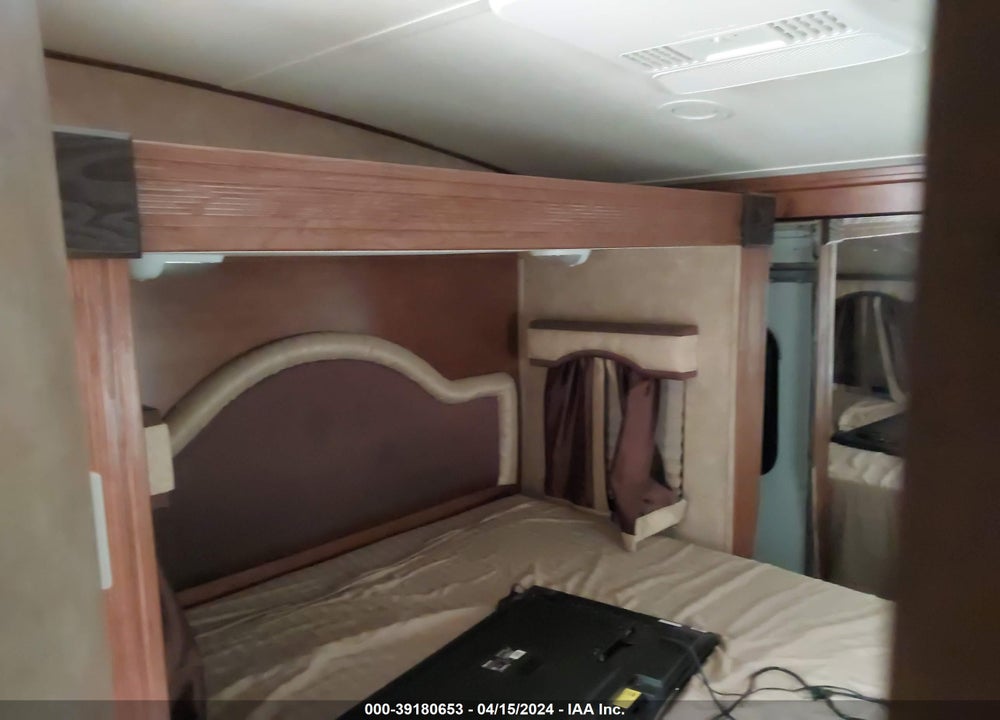 2013 SUNNYBROOK RAVEN VIN: 54CBA0S21D1593548
