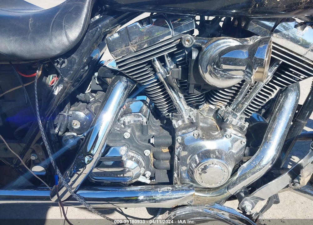 2008 HARLEY-DAVIDSON FLHX VIN: 1HD1KB4188Y647013