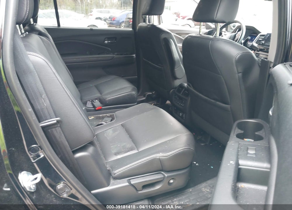 2022 HONDA PILOT AWD TOURING 7 PASSENGER VIN: 5FNYF6H61NB017623