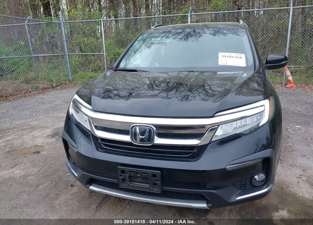 2022 HONDA PILOT AWD TOURING 7 PASSENGER VIN: 5FNYF6H61NB017623