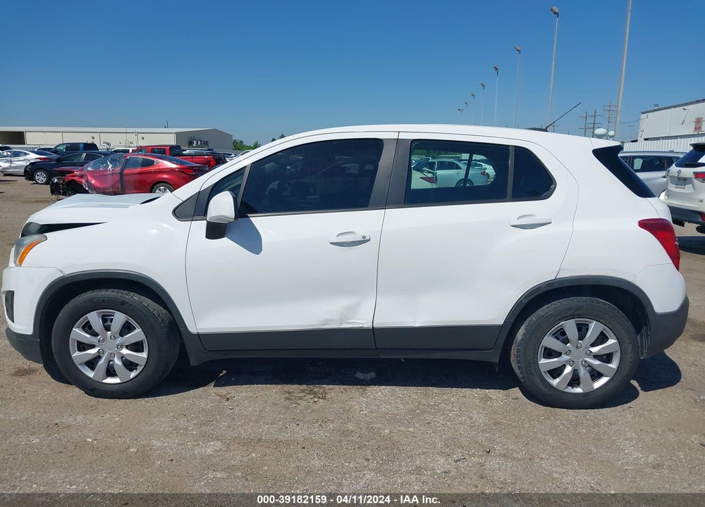 2015 CHEVROLET TRAX 1LS VIN: 3GNCJKSB8FL245569