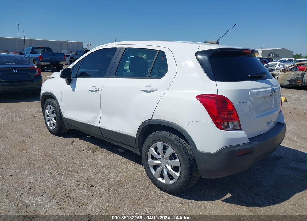 2015 CHEVROLET TRAX 1LS VIN: 3GNCJKSB8FL245569