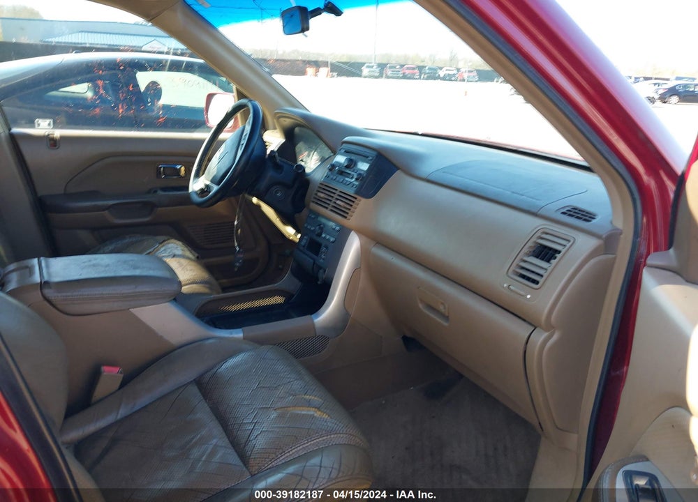 2004 HONDA PILOT EX-L VIN: 2HKYF185X4H619737