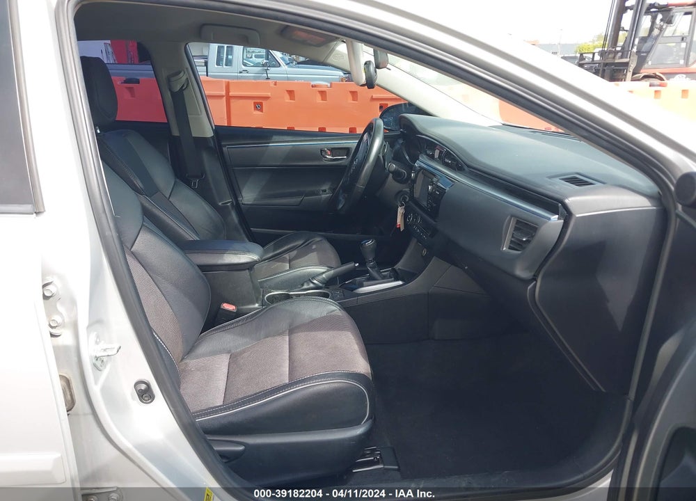 2015 TOYOTA COROLLA S PLUS VIN: 5YFBURHE0FP261466
