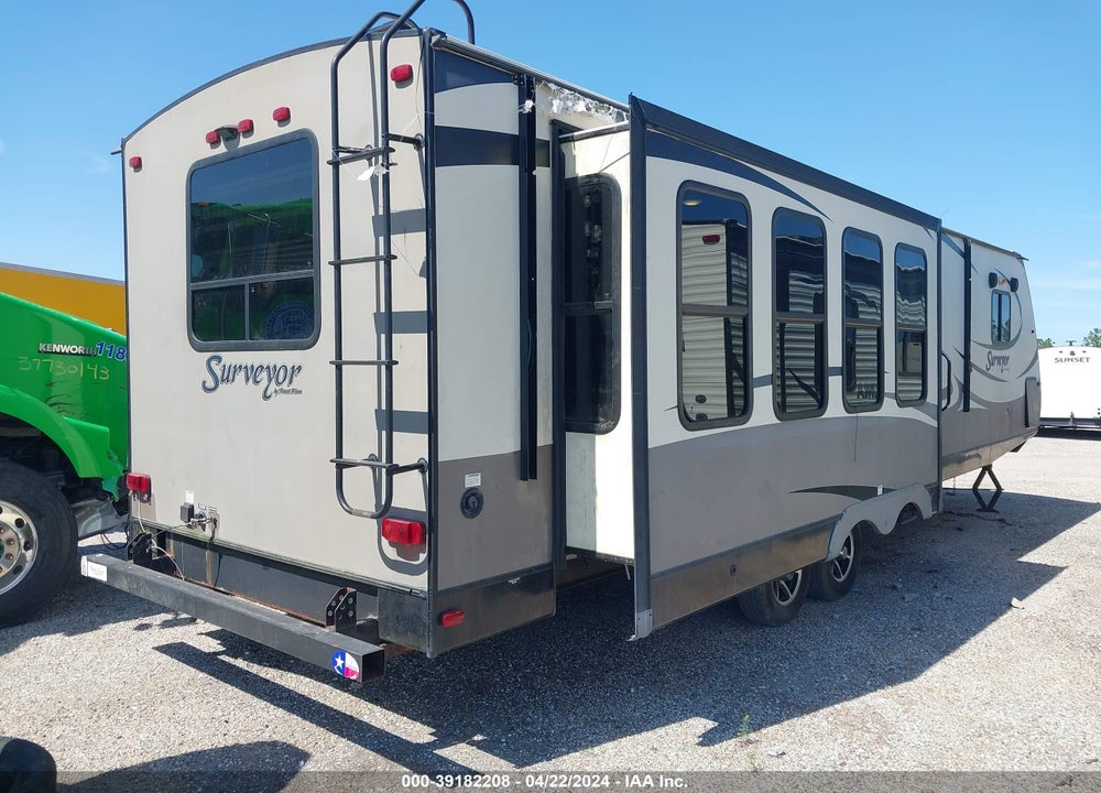 2016 FOREST RIVER RV SURVEYOR 33RETS VIN: 4X4TSVJ20GL028484