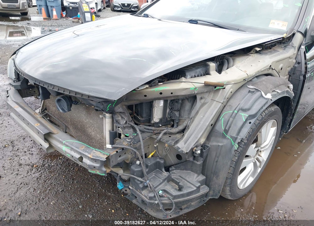 2012 HONDA ACCORD 2.4 EX VIN: 1HGCS1B76CA000320
