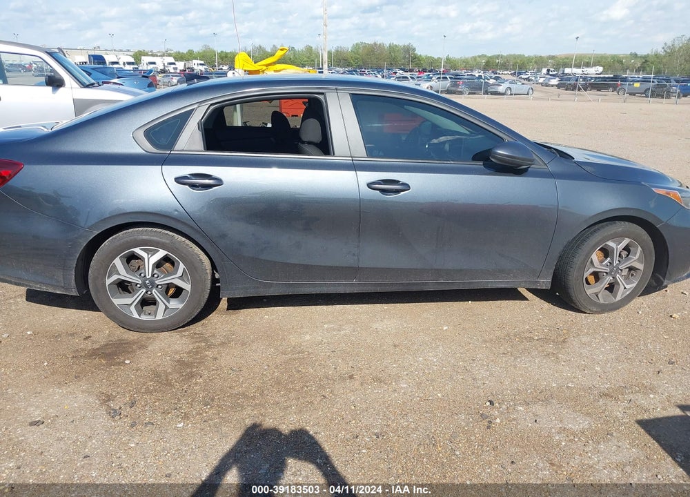 2021 KIA FORTE LXS VIN: 3KPF24AD7ME371764