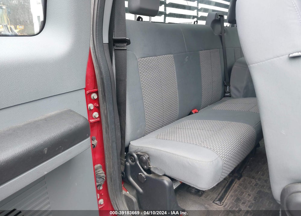 2015 FORD F-250 XL VIN: 1FT7X2BT4FEB81807