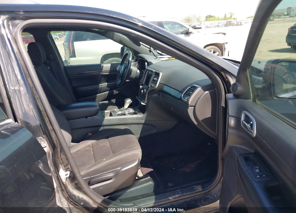 2018 JEEP GRAND CHEROKEE LAREDO E 4X2 VIN: 1C4RJEAG7JC270758