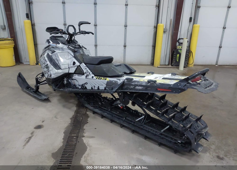 2022 SKI DOO SUMMIT X 850 VIN: 2BPSTJNAXNV000969