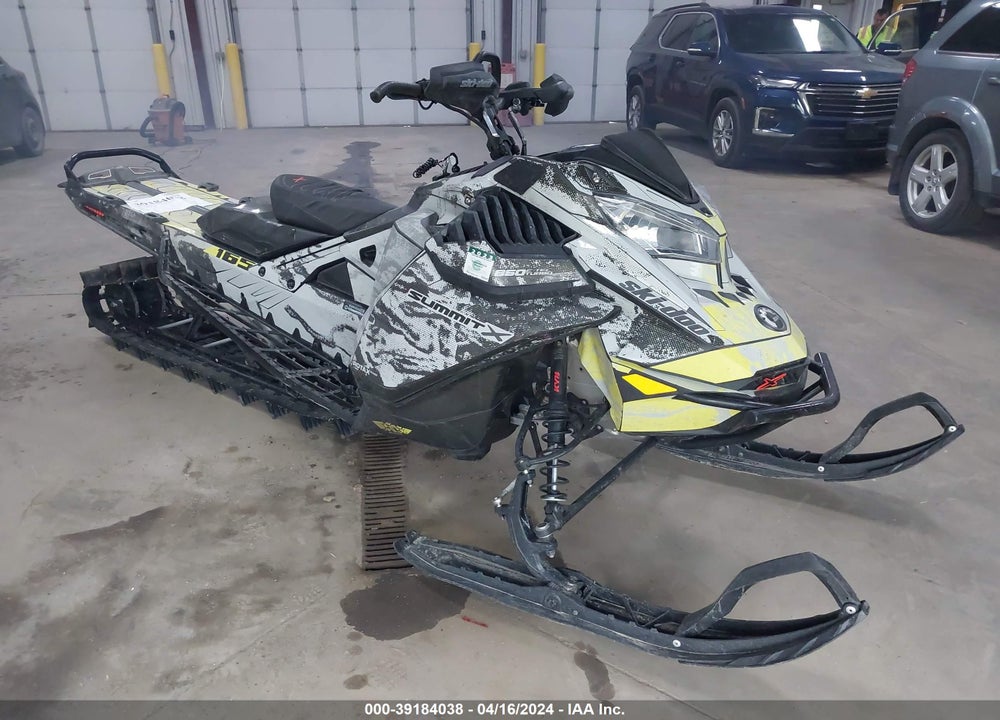 2022 SKI DOO SUMMIT X 850 VIN: 2BPSTJNAXNV000969