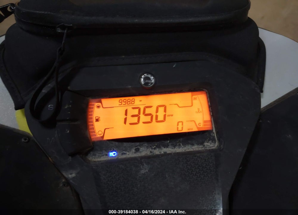 2022 SKI DOO SUMMIT X 850 VIN: 2BPSTJNAXNV000969