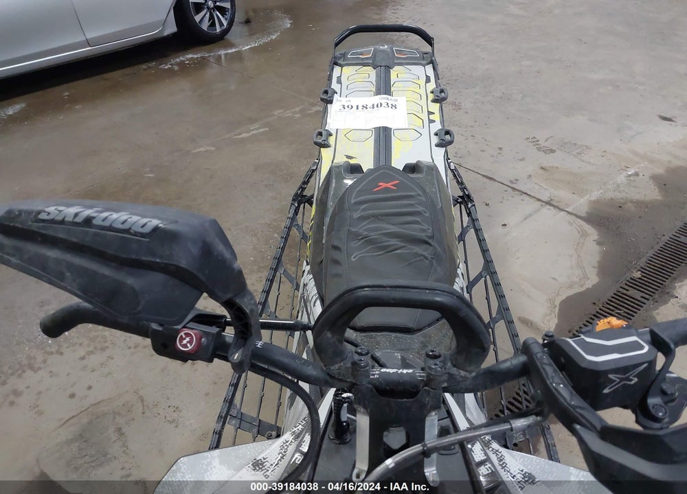 2022 SKI DOO SUMMIT X 850 VIN: 2BPSTJNAXNV000969