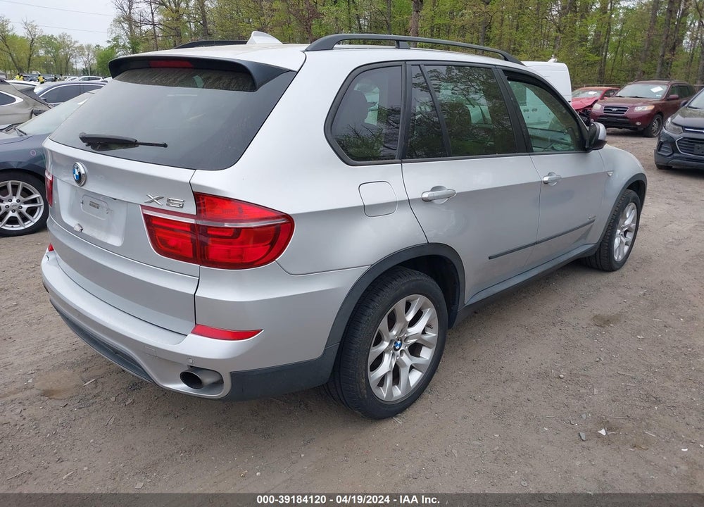 2011 BMW X5 XDRIVE35I/XDRIVE35I PREMIUM/XDRIVE35I SPORT ACTIVITY VIN: 5UXZV4C51BL413603