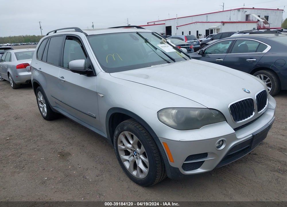 2011 BMW X5 XDRIVE35I/XDRIVE35I PREMIUM/XDRIVE35I SPORT ACTIVITY VIN: 5UXZV4C51BL413603