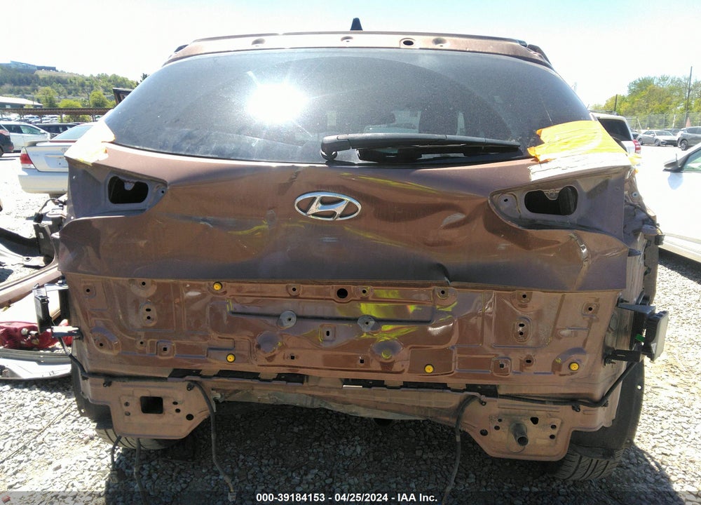 2016 HYUNDAI TUCSON LIMITED VIN: KM8J33A25GU024936