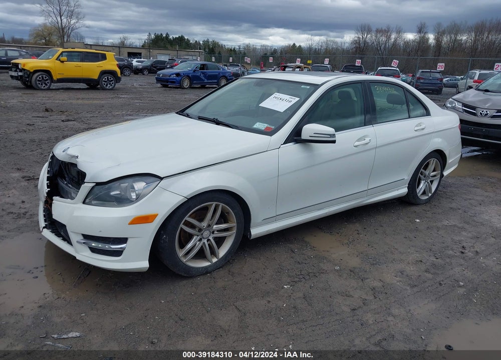 2012 MERCEDES-BENZ C 300 LUXURY 4MATIC/SPORT 4MATIC VIN: WDDGF8BB3CA708354