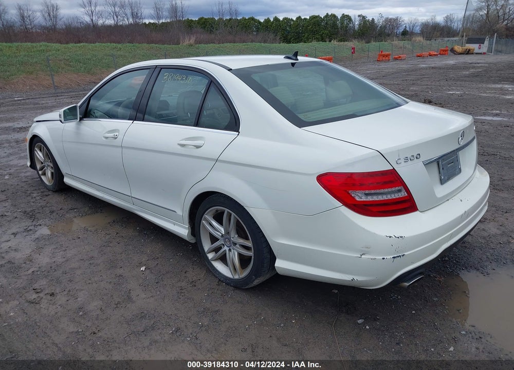 2012 MERCEDES-BENZ C 300 LUXURY 4MATIC/SPORT 4MATIC VIN: WDDGF8BB3CA708354