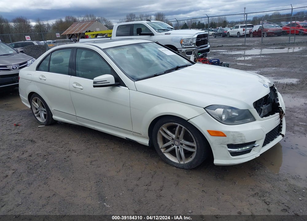 2012 MERCEDES-BENZ C 300 LUXURY 4MATIC/SPORT 4MATIC VIN: WDDGF8BB3CA708354