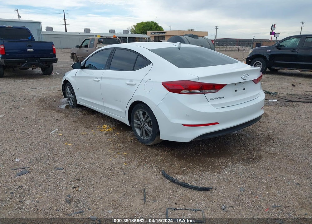 2018 HYUNDAI ELANTRA SEL VIN: 5NPD84LF9JH241187