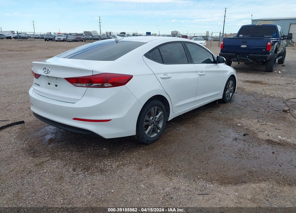 2018 HYUNDAI ELANTRA SEL VIN: 5NPD84LF9JH241187