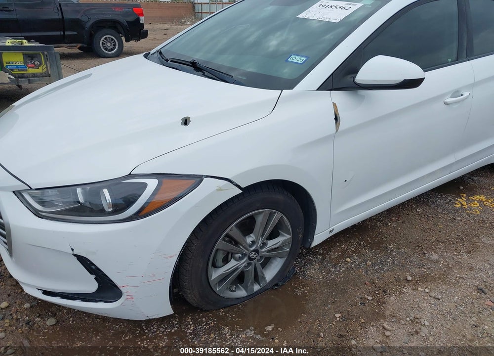 2018 HYUNDAI ELANTRA SEL VIN: 5NPD84LF9JH241187