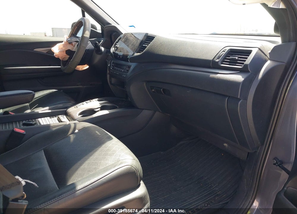 2020 HONDA PASSPORT 2WD EX-L VIN: 5FNYF7H55LB000995