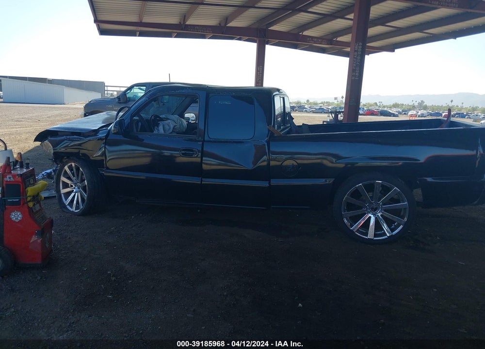 1999 GMC SIERRA 1500 SLE VIN: 2GTEK19TXX1543423