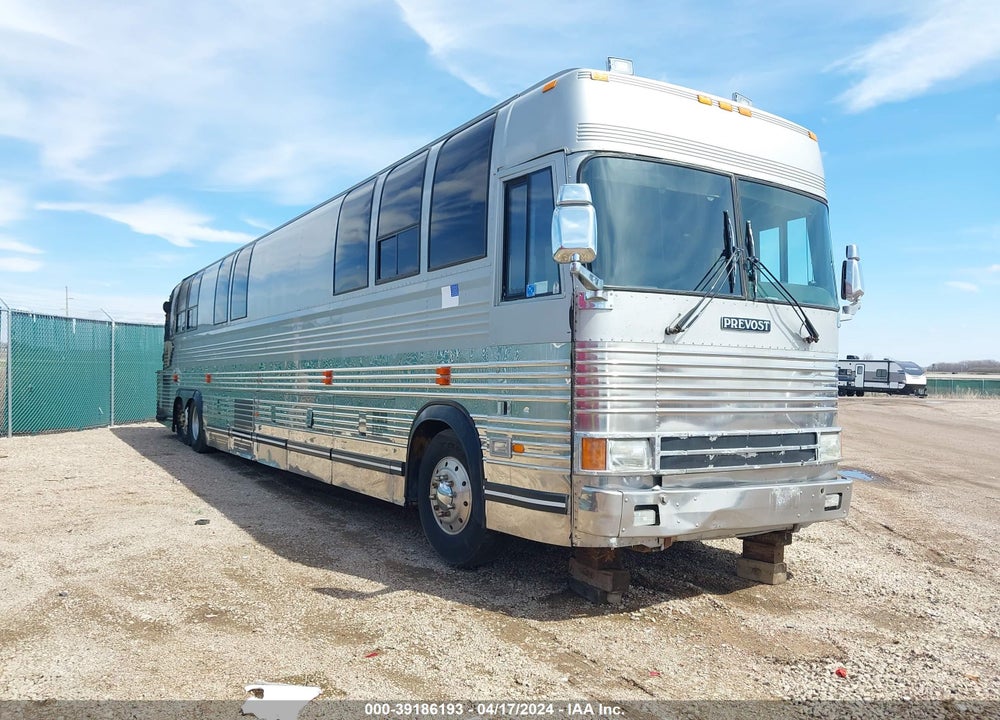 1998 PREVOST BUS VIN: 2PCE33491W1026501