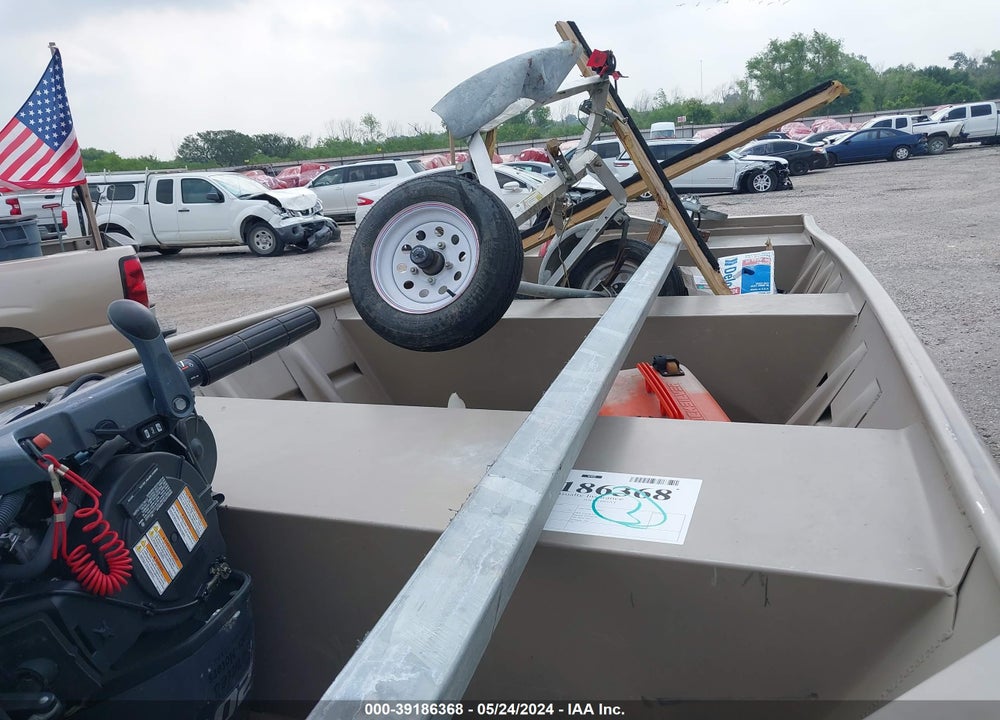 2021 WELDCRAFT JOHN BOAT VIN: WKG12743E121