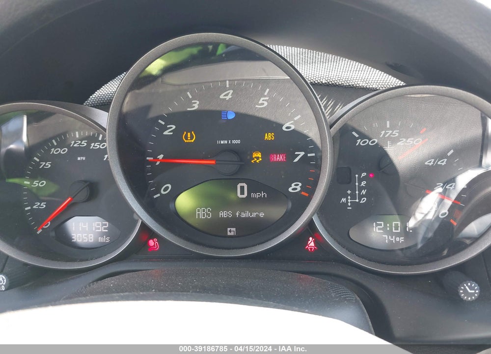 2010 PORSCHE BOXSTER VIN: WP0CA2A87AU710338