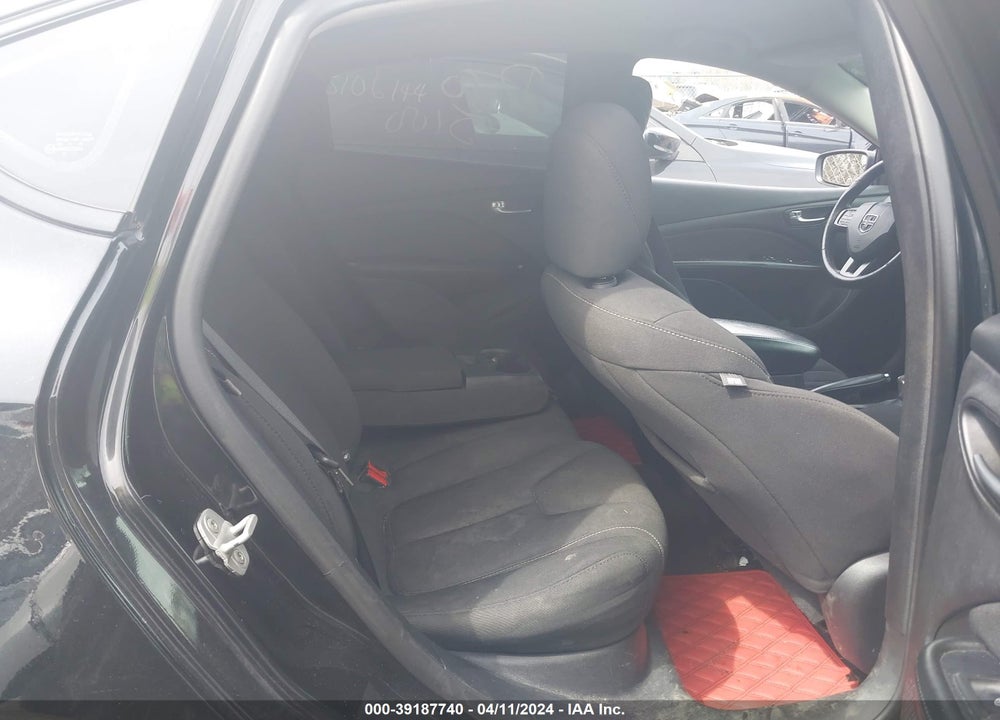 2013 DODGE DART SXT VIN: 1C3CDFBA6DD307055
