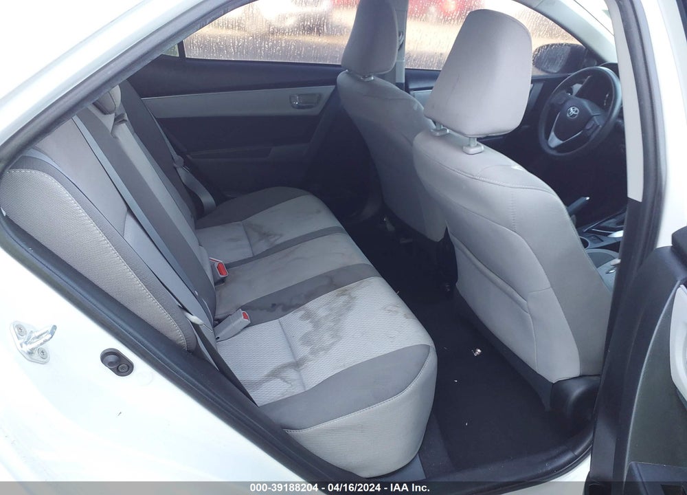 2017 TOYOTA COROLLA LE VIN: 5YFBURHE4HP682688