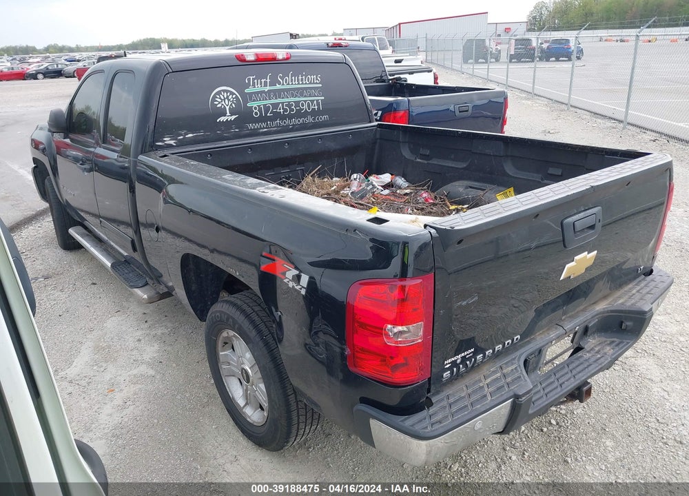 2013 CHEVROLET SILVERADO 1500 LT VIN: 1GCRKSE78DZ326326