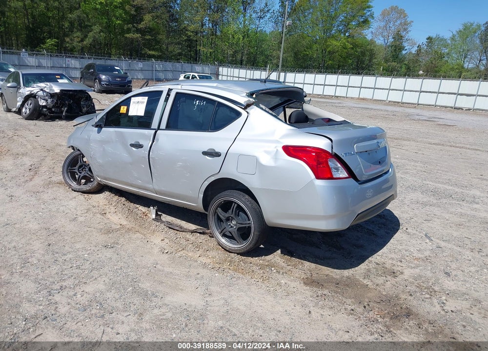 2019 NISSAN VERSA 1.6 S+ VIN: 3N1CN7AP8KL822069