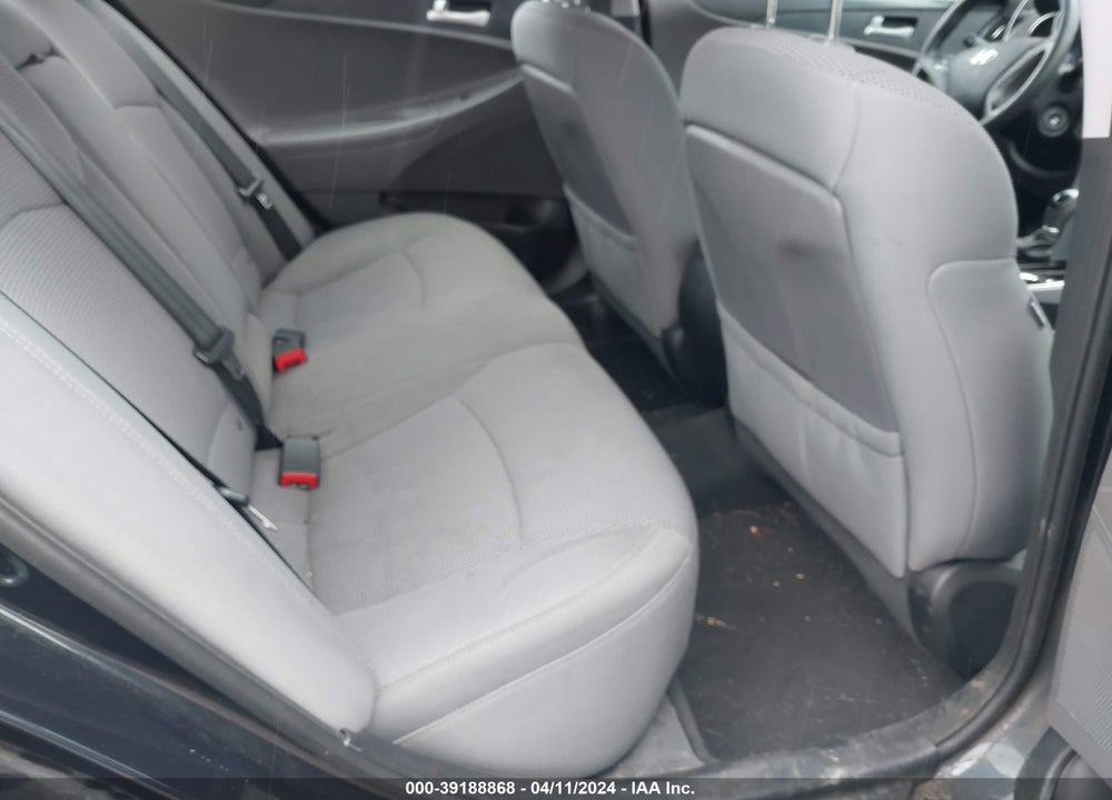2013 HYUNDAI SONATA GLS VIN: 5NPEB4AC1DH640842