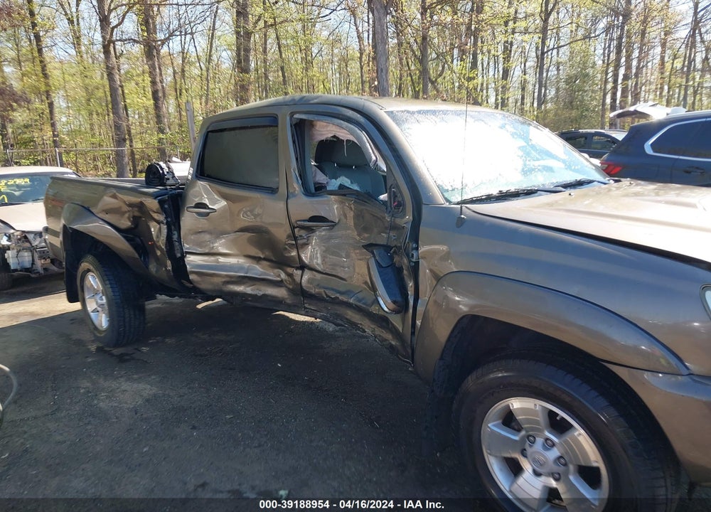 2015 TOYOTA TACOMA BASE V6 VIN: 3TMMU4FNXFM079733
