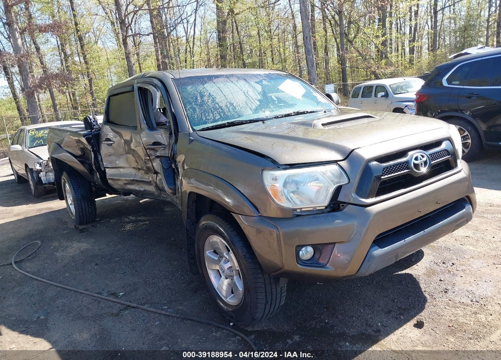 2015 TOYOTA TACOMA BASE V6 VIN: 3TMMU4FNXFM079733