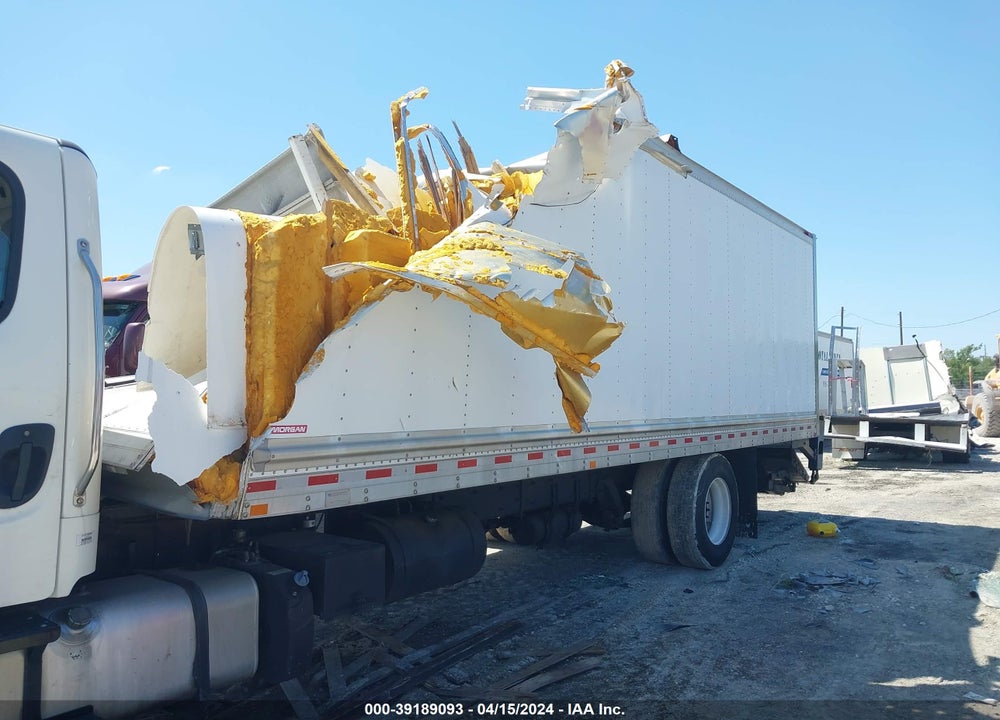 2018 FREIGHTLINER M2 106 VIN: 3ALACXDTXJDJJ7610