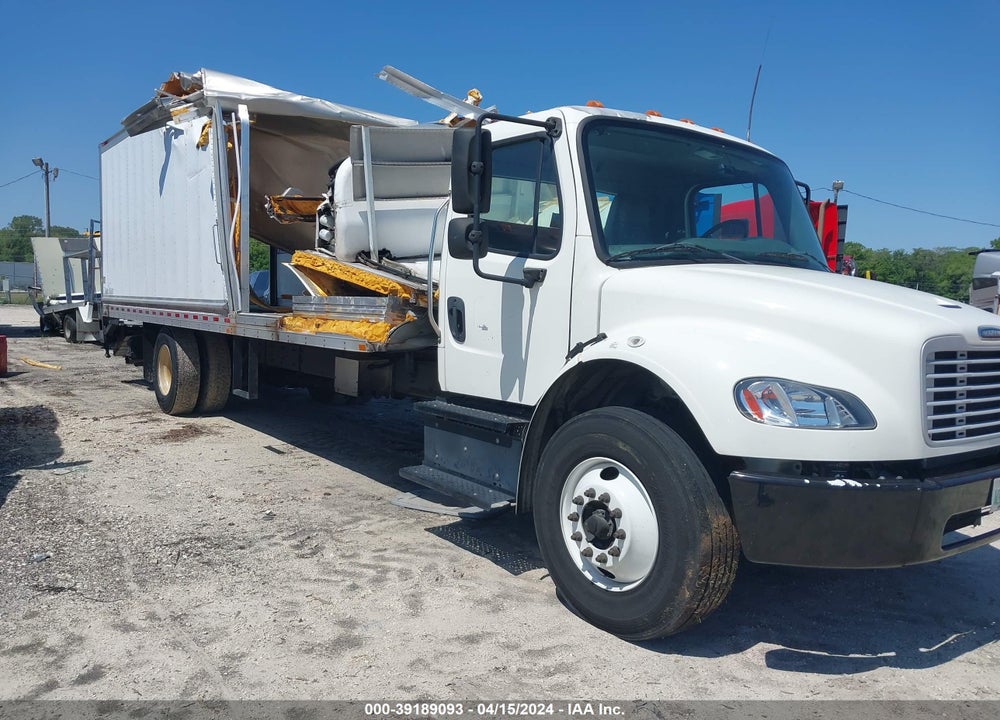 2018 FREIGHTLINER M2 106 VIN: 3ALACXDTXJDJJ7610