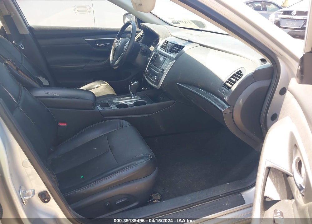 2016 NISSAN ALTIMA VIN: 1N4AL3AP9GC174009