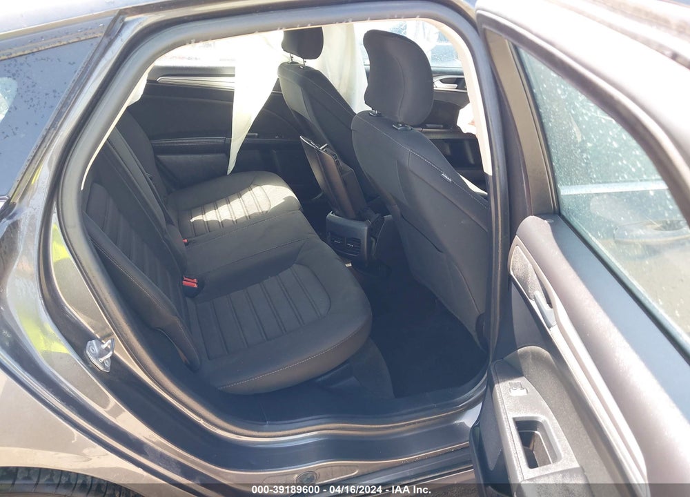 2019 FORD FUSION SE VIN: 3FA6P0T92KR260635