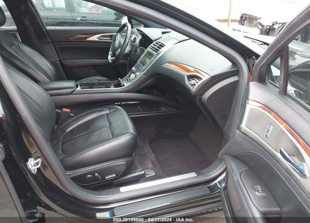 2017 LINCOLN MKZ RESERVE VIN: 3LN6L5E93HR650700