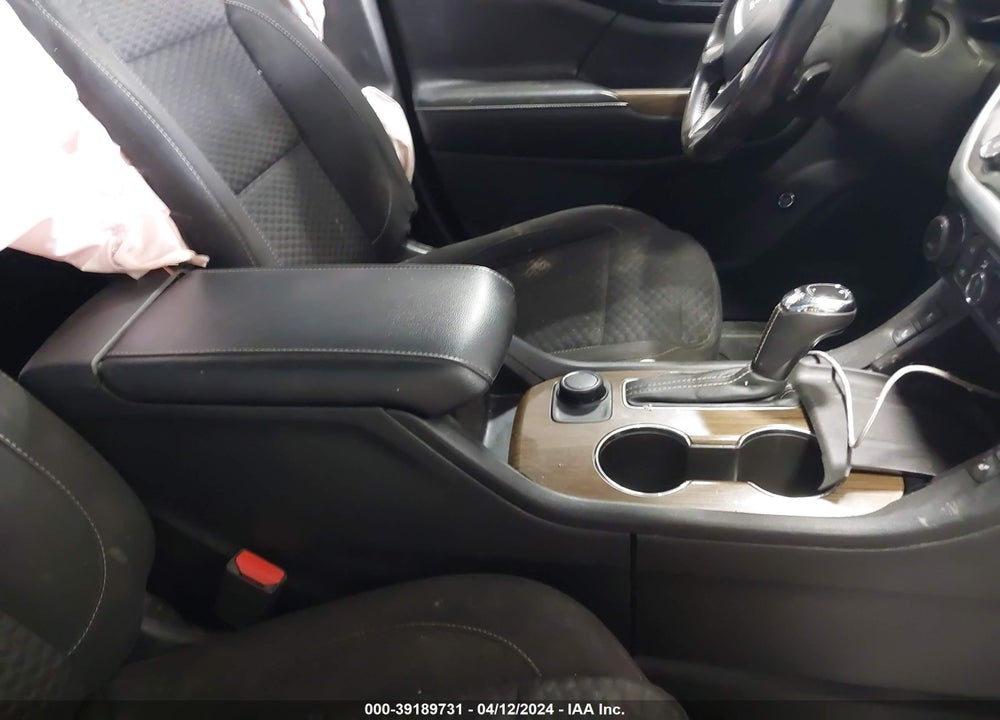 2018 GMC ACADIA SLE-2 VIN: 1GKKNSLS0JZ136553
