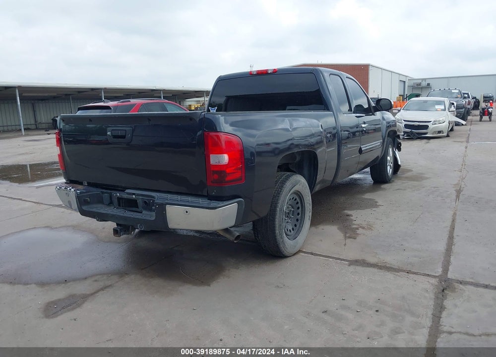 2013 CHEVROLET SILVERADO 1500 LT VIN: 1GCRCSE03DZ218129