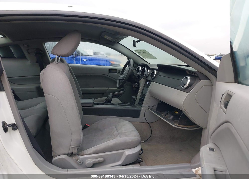 2006 FORD MUSTANG V6 VIN: 1ZVFT80N265141883