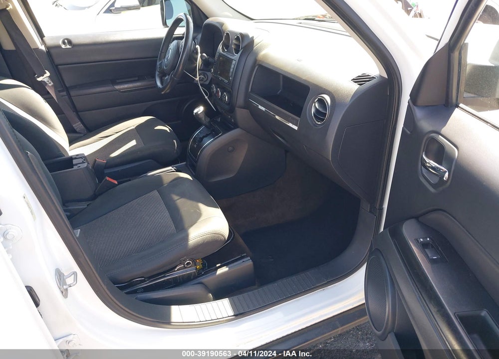 2014 JEEP PATRIOT LATITUDE VIN: 1C4NJPFA4ED564164