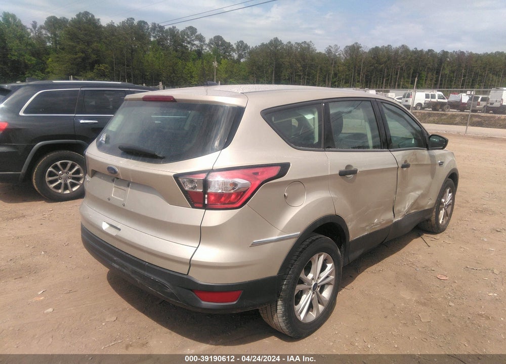 2018 FORD ESCAPE VIN: 1FMCU0F70JUC24204
